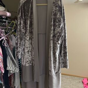 Elegant Gray Velvet Women's cardigan